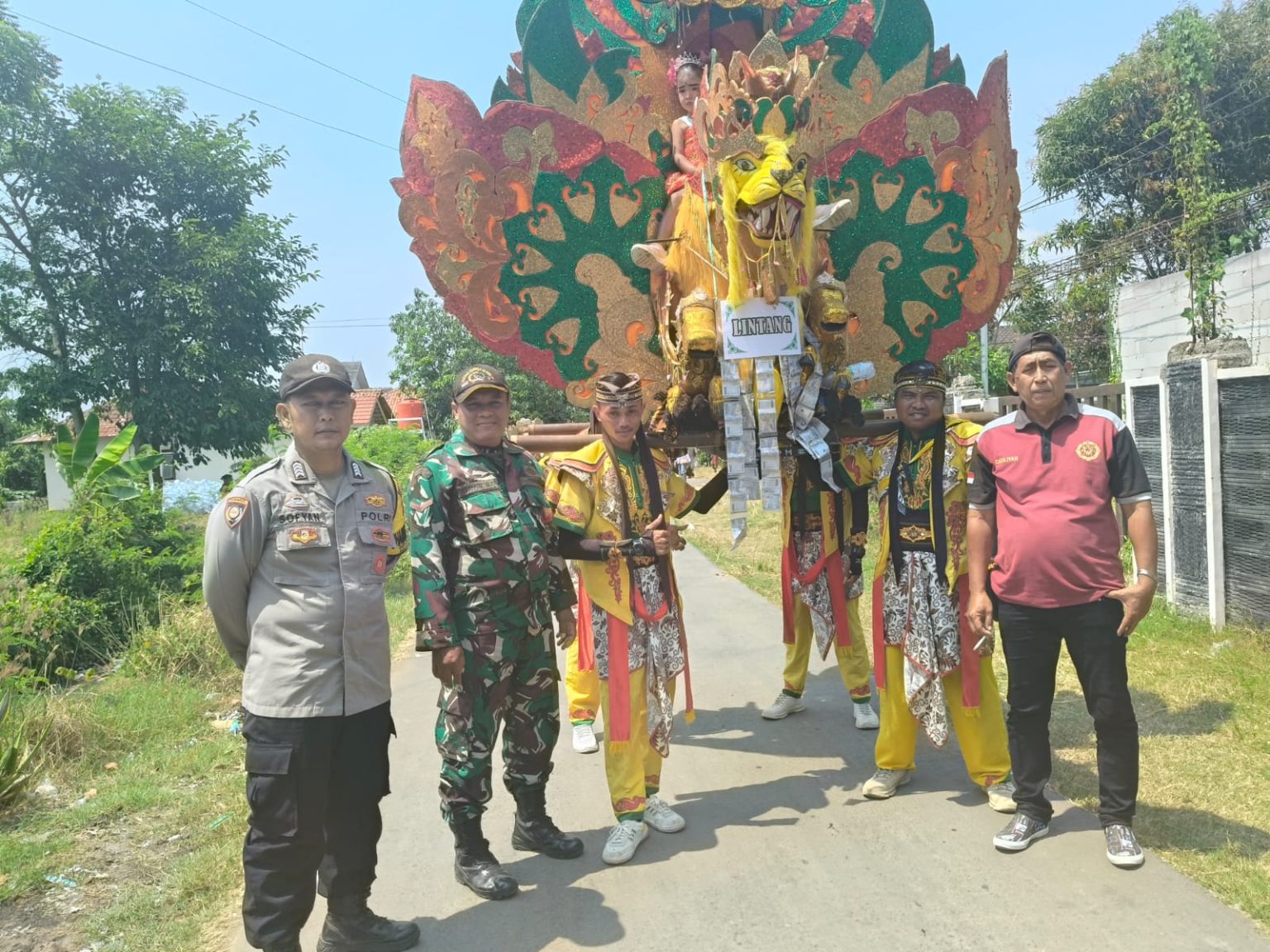 Polsek Gabuswetan Gelar Pengamanan Hiburan Pada Hajatan Warga Desa Rancahan